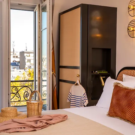 Grand Chicago Hotell