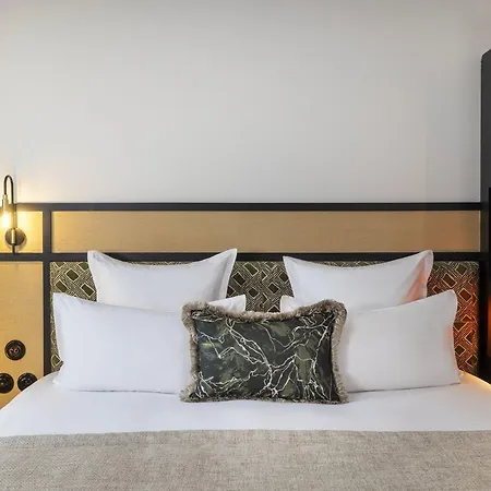 Grand Chicago 4*