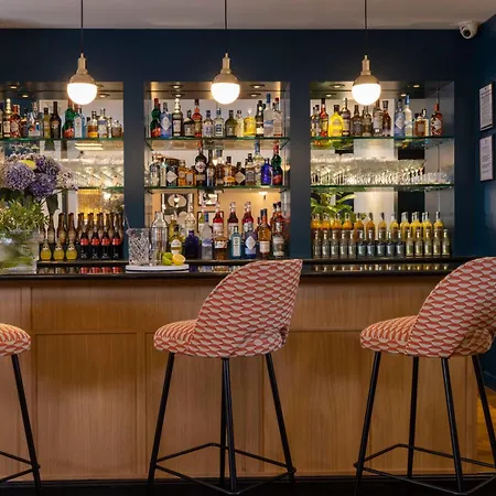 Отель Grand Chicago 4*