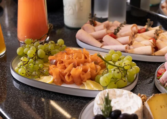 Hotell Grand Chicago 4*