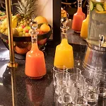 Hotell Grand Chicago 4*