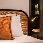 Grand Chicago Hotell 4*