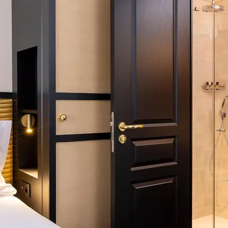 Hotel Grand Chicago