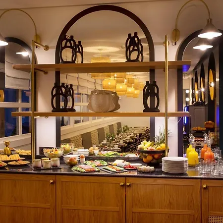 Hotel Grand Chicago