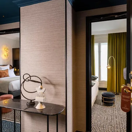 Hotel Grand Chicago Paris